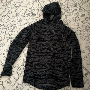 Nike men’s dri fit hoodie small